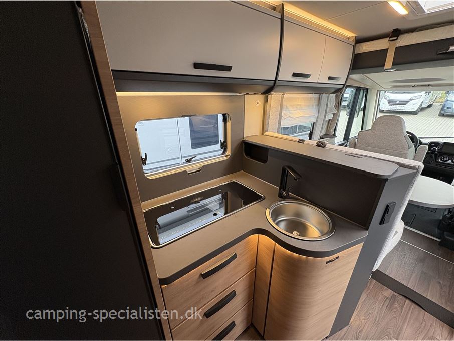 Knaus L!VE I 700 MEG